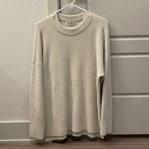 ABERCROMBIE & FITCH CREAM SWEATER